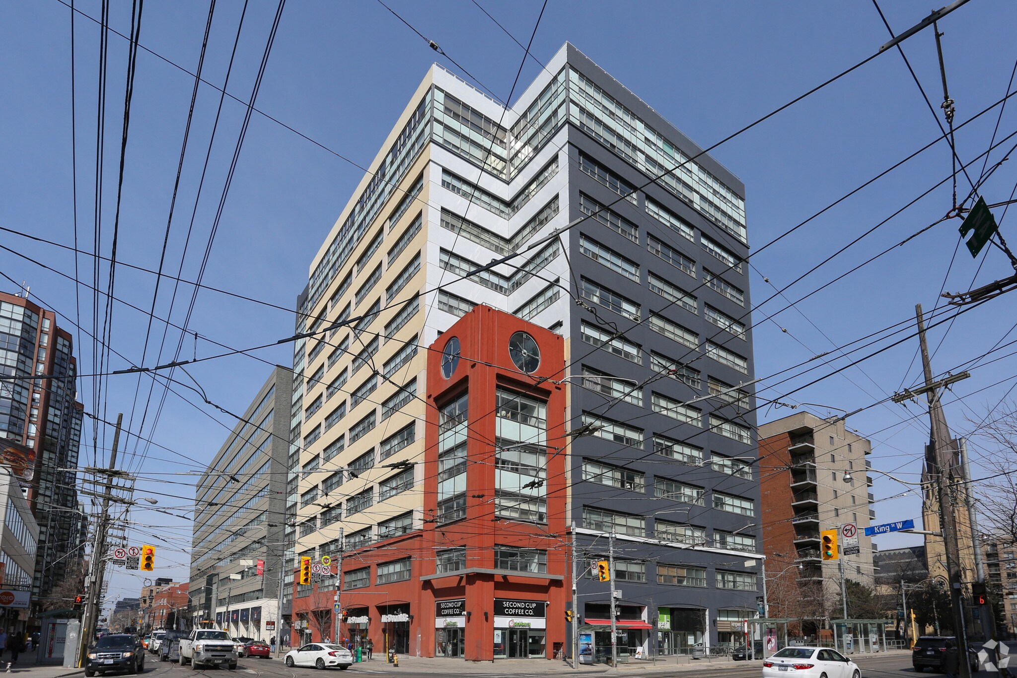 700 King St W, Toronto, ON for sale Primary Photo- Image 1 of 1