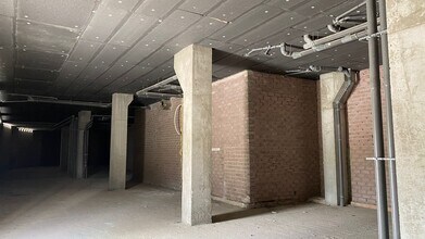 Calle Francisco González García, 3, Sevilla, Sevilla for lease Interior Photo- Image 2 of 8