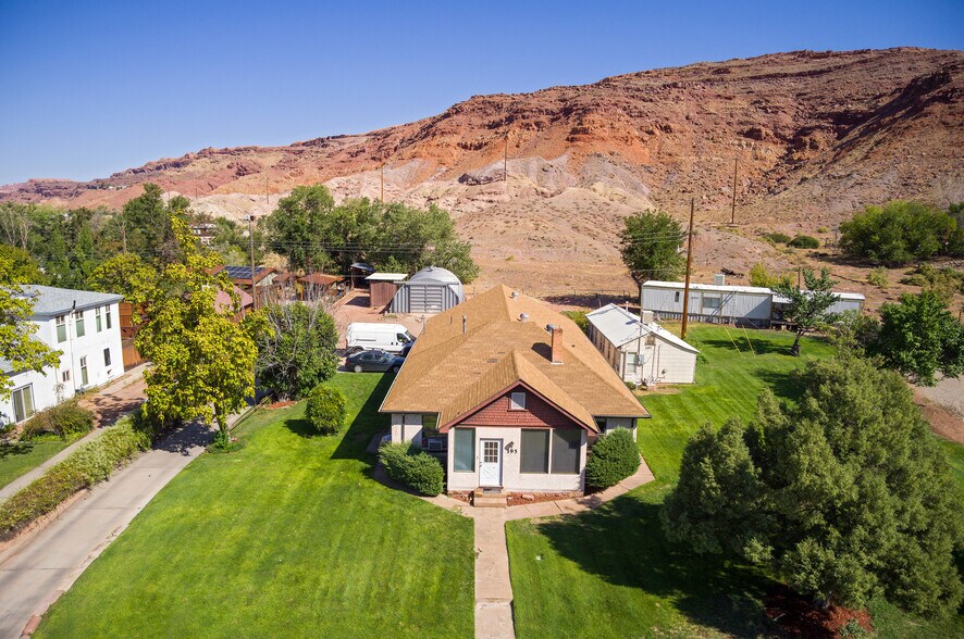 195 E 200 N, Moab, UT à vendre - Photo du bâtiment - Image 1 de 46