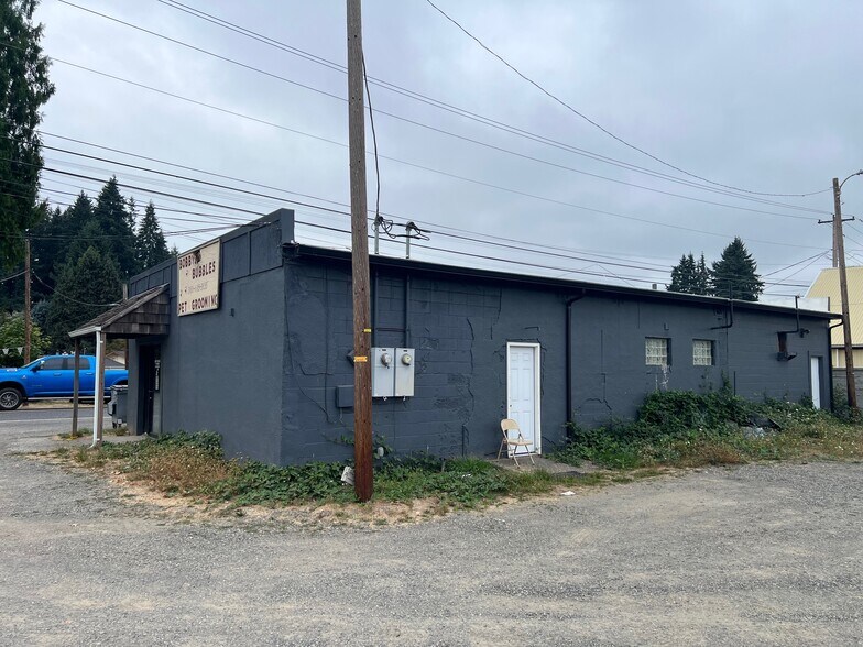 15317 NE Caples Rd, Brush Prairie, WA à vendre - Photo du bâtiment - Image 2 de 3