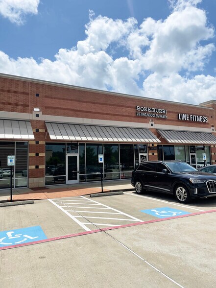 1525 Lake Pointe Pky, Sugar Land, TX à louer - Photo du bâtiment - Image 2 de 4