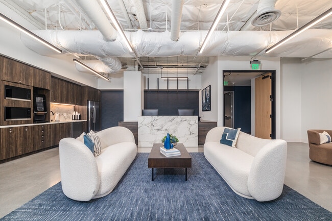 More details for 2321 Rosecrans Ave, El Segundo, CA - Coworking for Lease