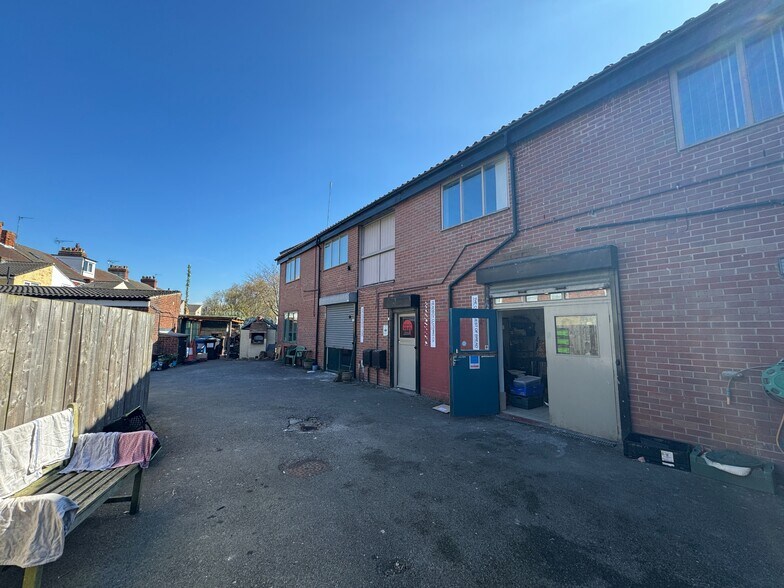 23 Arthur St, Hull à louer - Photo du bâtiment - Image 2 de 2