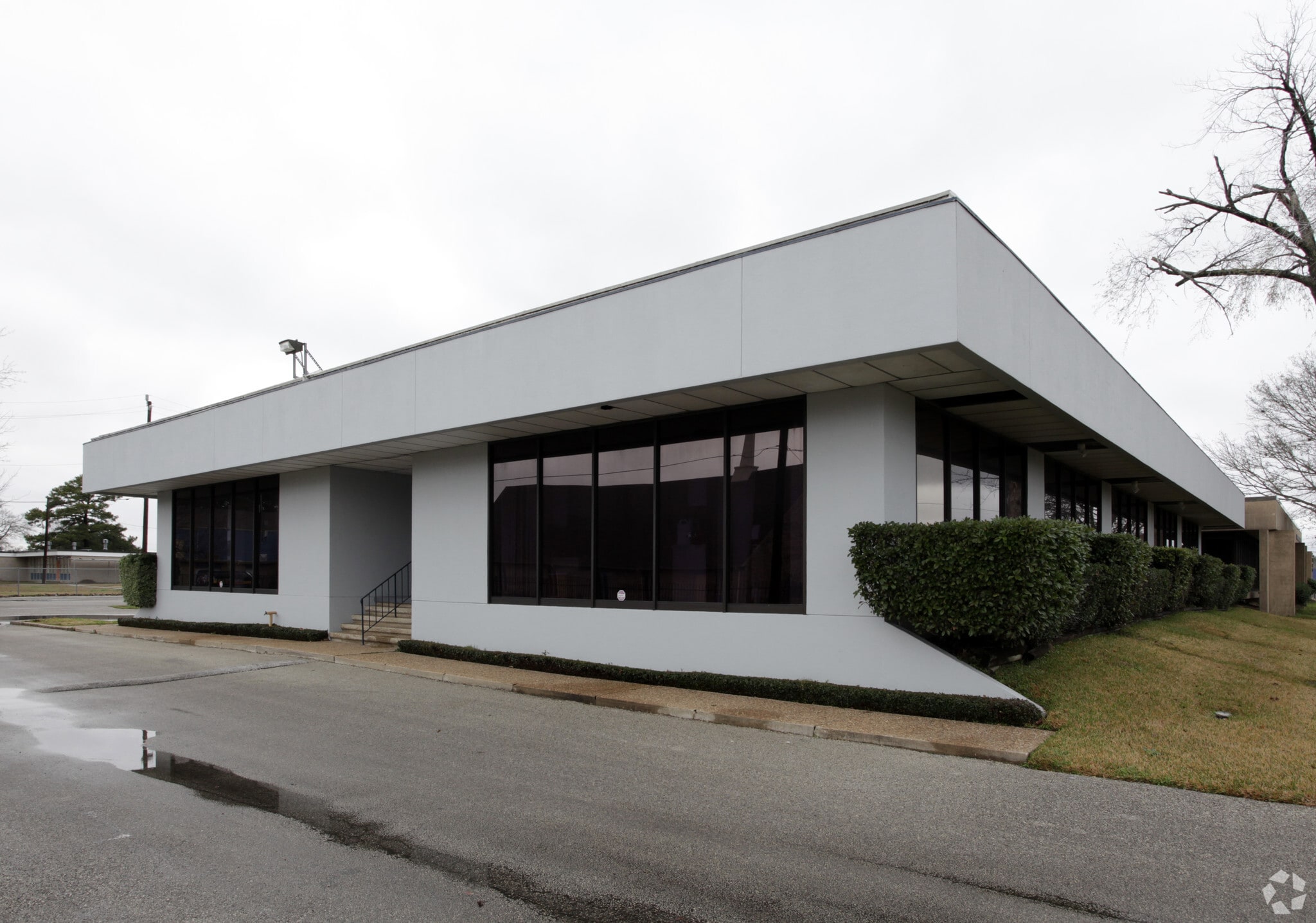 6915 Antoine Dr, Houston, TX for lease Primary Photo- Image 1 of 3