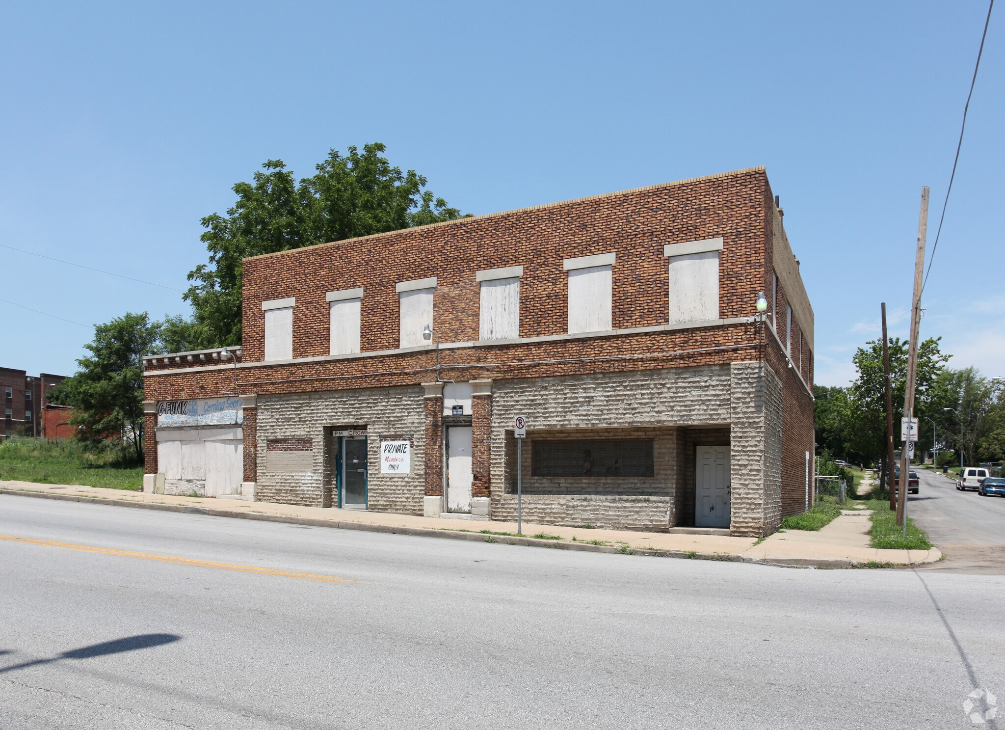 2914-2920 E 31st St, Kansas City, MO à louer Photo principale- Image 1 de 2