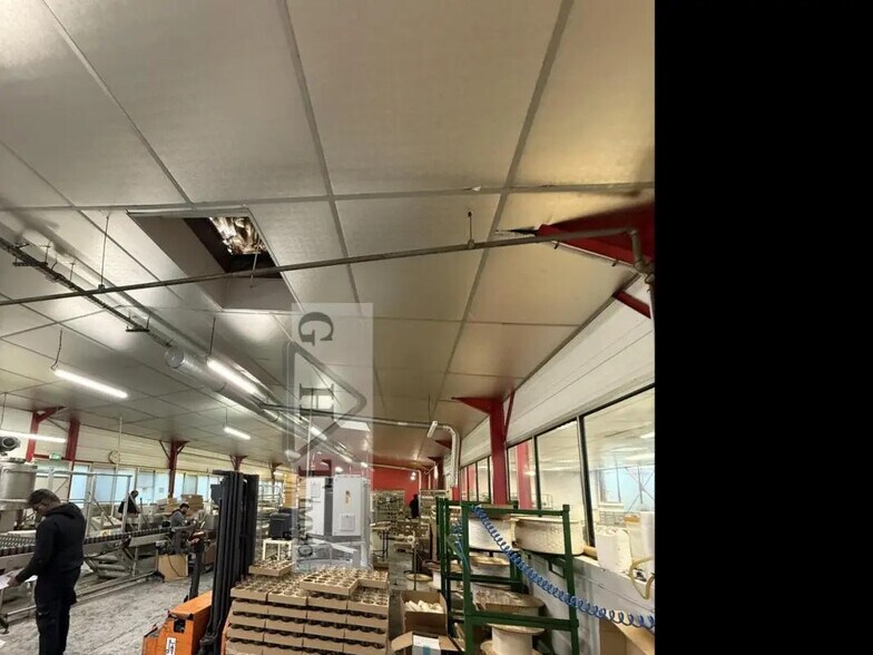 Industrial in Argenteuil for sale - Building Photo - Image 3 of 7