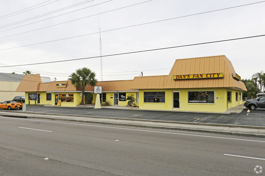 3723-3731 Del Prado Blvd S, Cape Coral, FL for sale - Primary Photo - Image 1 of 1