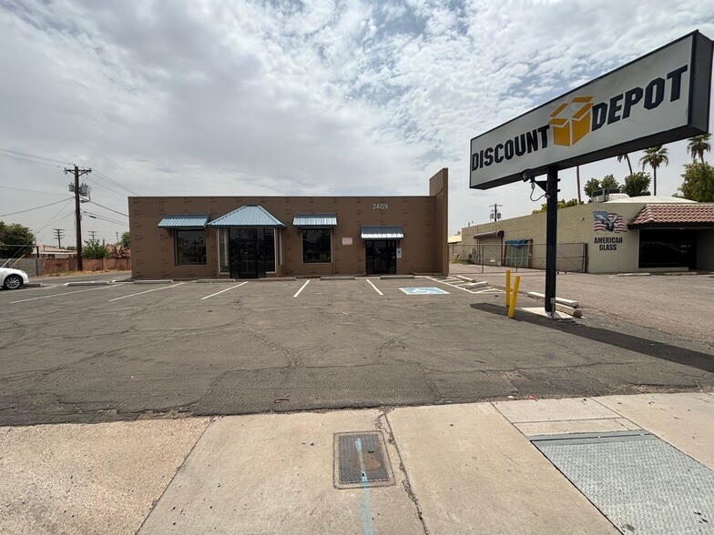 3409 W Bethany Home Rd, Phoenix, AZ for lease - Building Photo - Image 1 of 7