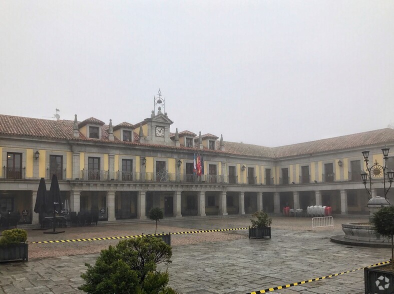 Plaza Mayor, 1, Brunete, Madrid for sale - Primary Photo - Image 1 of 2