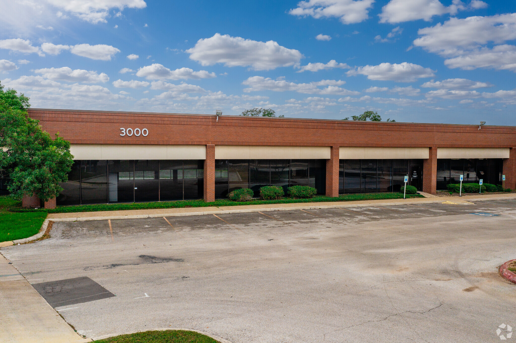 11330 W Interstate 10, San Antonio, TX for sale Primary Photo- Image 1 of 1