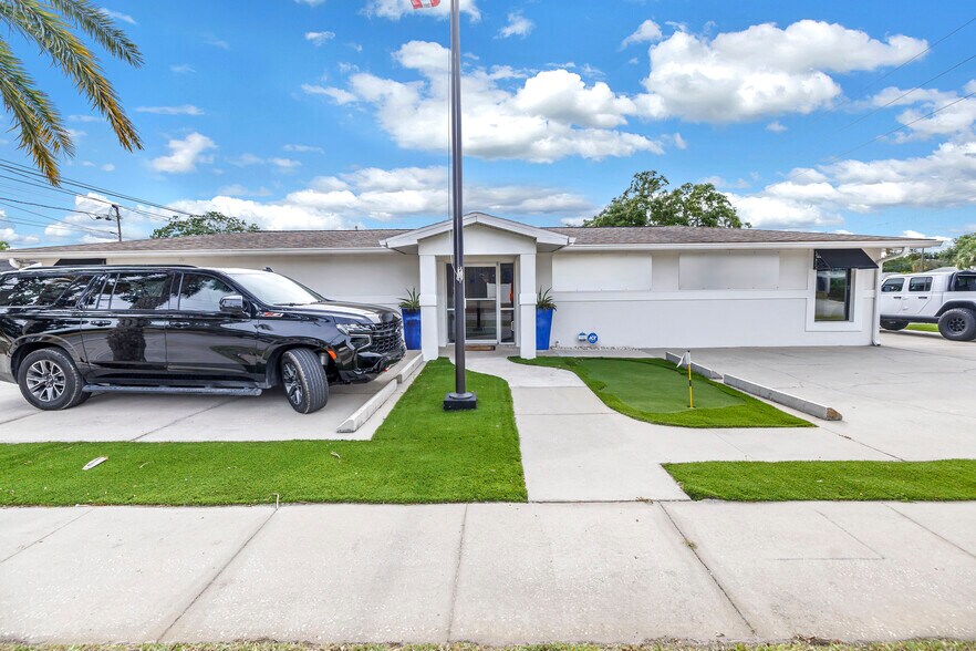 5500 Central Ave, Saint Petersburg, FL à vendre - Photo du bâtiment - Image 3 de 21