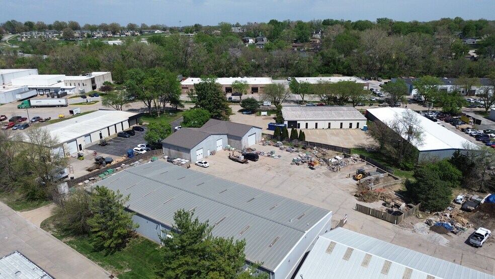 9289 Swanson Blvd, Clive, IA à louer - Photo du bâtiment - Image 3 de 9