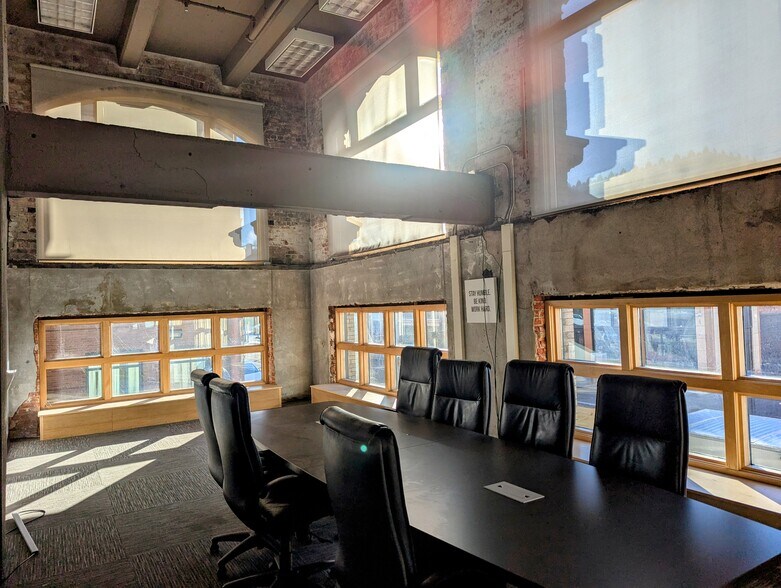 157 S Howard St, Spokane, WA à louer - Photo du bâtiment - Image 2 de 7