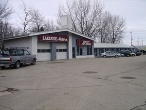 More details for 712 Hwy 18 E, Clear Lake, IA - Retail for Sale