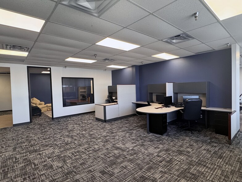 9002 Purdue Rd, Indianapolis, IN for lease - Building Photo - Image 3 of 5