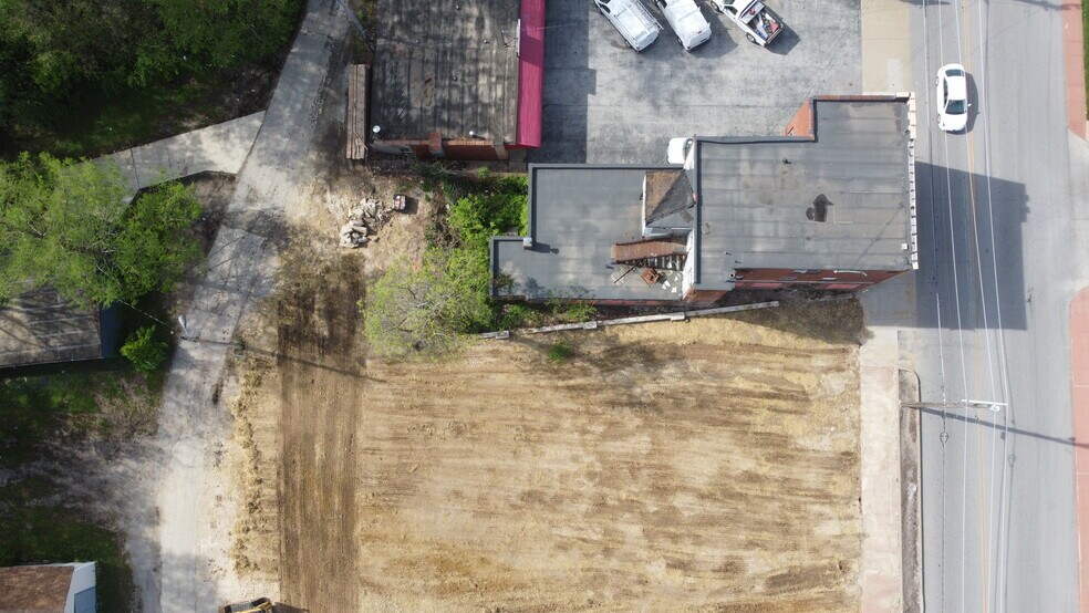 2622 Woodson Rd, Overland, MO à vendre - Photo du bâtiment - Image 3 de 19