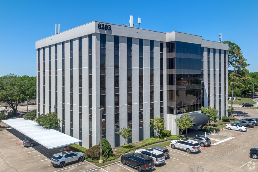 8203 Willow Place Dr S, Houston, TX for lease - Building Photo - Image 1 of 8