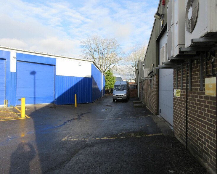 Star Rd, Partridge Green à vendre - Photo du bâtiment - Image 3 de 11