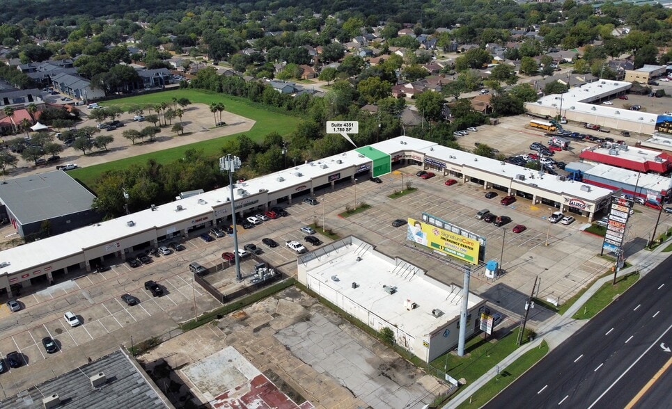 4303-4375 Highway 6 N, Houston, TX à louer - Aérien - Image 3 de 4