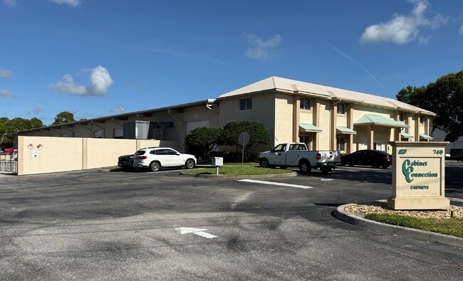 More details for 740 NW Enterprise Dr, Port Saint Lucie, FL - Industrial for Lease