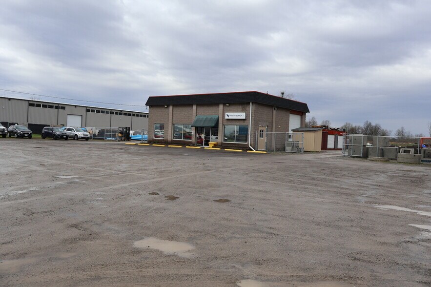 1115 Niagara St N, Welland, ON for sale - Building Photo - Image 2 of 11