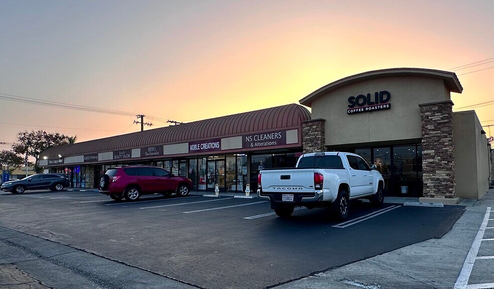 18925 Norwalk Blvd, Artesia, CA à louer - Photo du bâtiment - Image 1 de 2