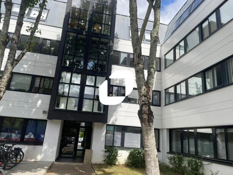 Bureau dans Orvault à louer - Photo du bâtiment - Image 2 de 5