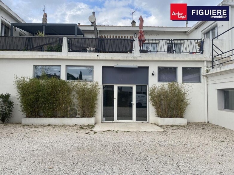 Flex in Salon-de-Provence for lease - Building Photo - Image 1 of 15