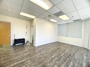 1425 W Foothill Blvd, Upland, CA for lease Interior Photo- Image 2 of 8
