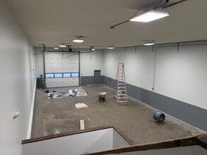 33 Old Amity Rd, Bethany, CT à louer Photo intérieure- Image 2 de 12