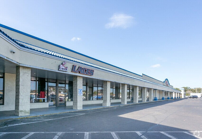 5804-5998 Normandy Blvd, Jacksonville, FL à louer - Photo du bâtiment - Image 3 de 4