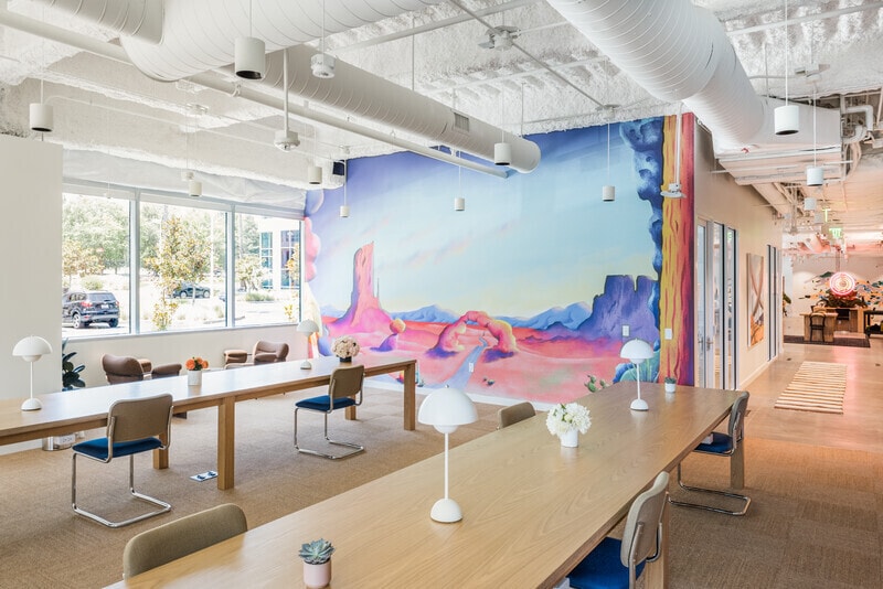 21255 Burbank Blvd, Woodland Hills, CA for lease - Interior Photo - Image 2 of 19