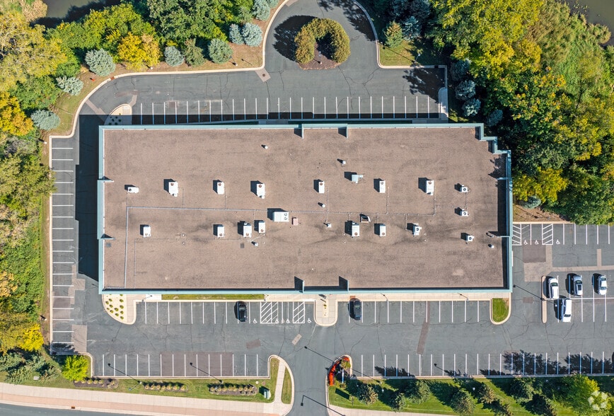 6161 American Blvd, Bloomington, MN for lease - Building Photo - Image 3 of 4