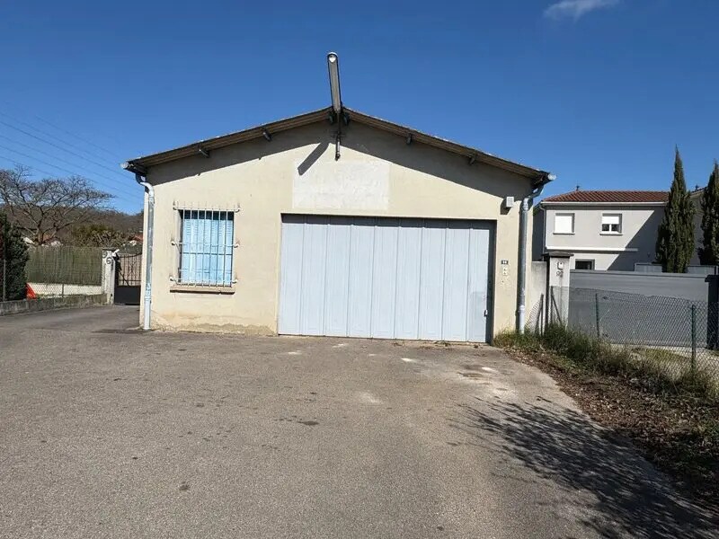 Industrial in Miribel for lease Building Photo- Image 1 of 5
