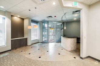 8020 Shaffer Pky, Littleton, CO for lease Interior Photo- Image 2 of 16