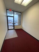 131-161 Arnold Crossroads Ctr, Arnold, MO à louer Photo intérieure- Image 1 de 6