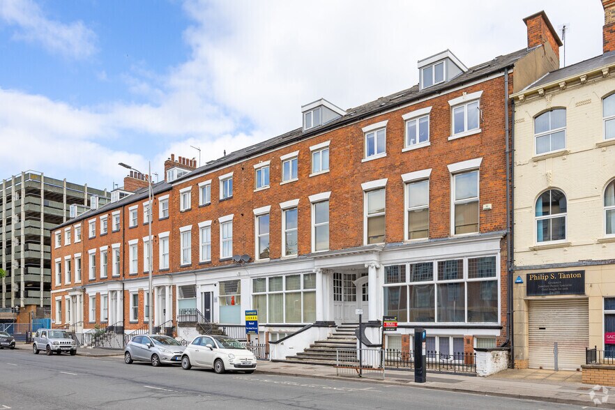 10-11 Wright St, Hull à vendre - Photo du bâtiment - Image 3 de 3