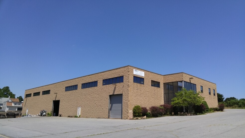600 Held Dr, Northampton, PA for sale - Building Photo - Image 1 of 8