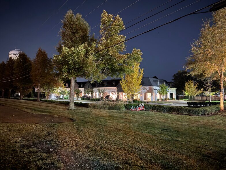 3164 Forest Hill Irene Rd, Germantown, TN à louer - Photo du bâtiment - Image 3 de 8