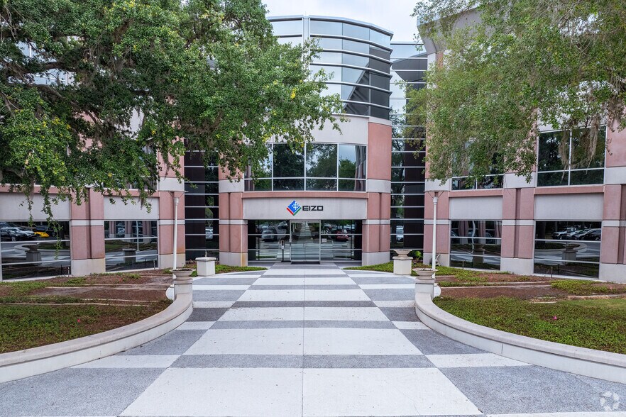 482 S Keller Rd, Orlando, FL à louer - Photo du bâtiment - Image 2 de 6