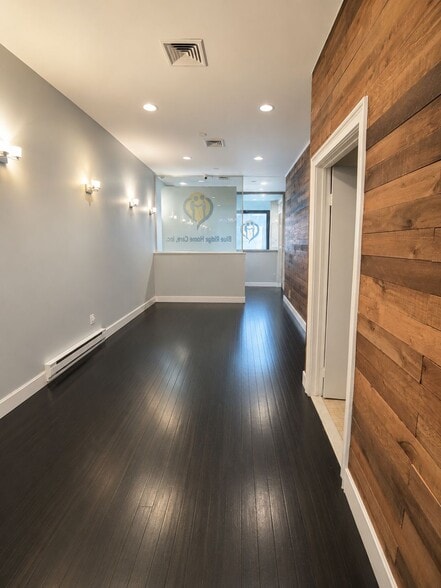 1059 Fulton St, Brooklyn, NY for lease - Building Photo - Image 3 of 5