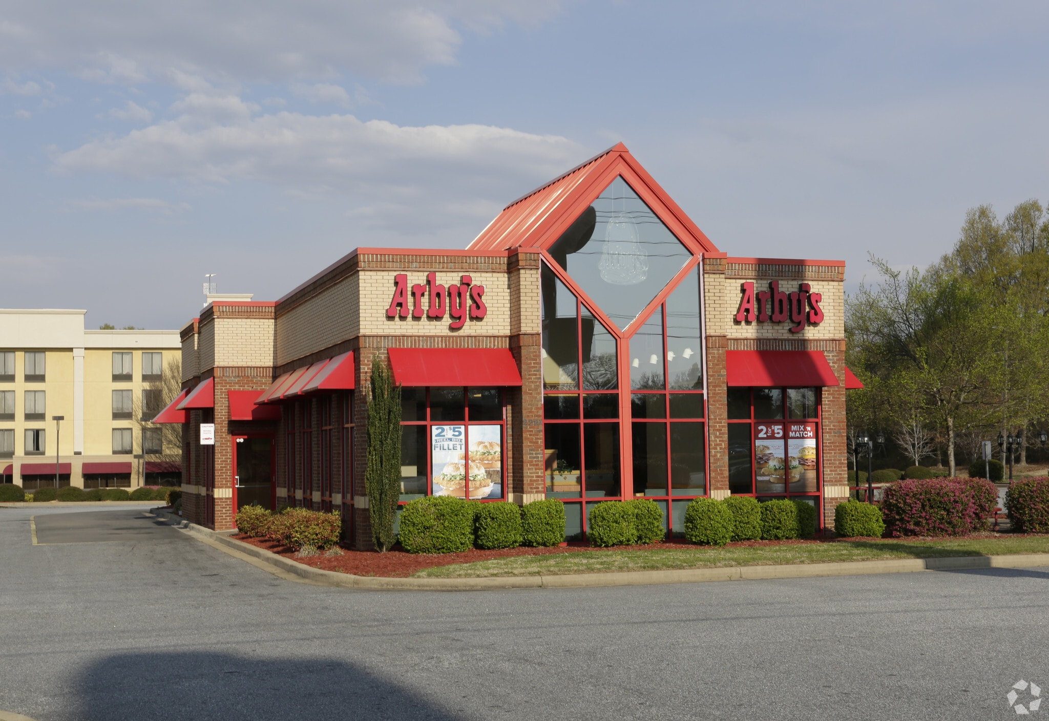 2221 Chesnee Hwy, Spartanburg, SC for sale Primary Photo- Image 1 of 6