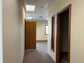 1355 Columbia Park Trl, Richland, WA for lease Interior Photo- Image 1 of 18