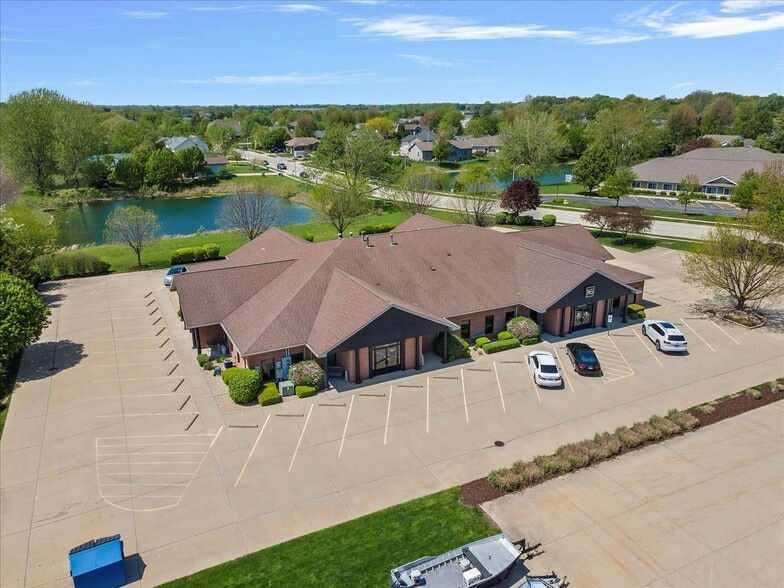 3330 W Ginger Creek Dr, Springfield, IL for lease - Building Photo - Image 2 of 22