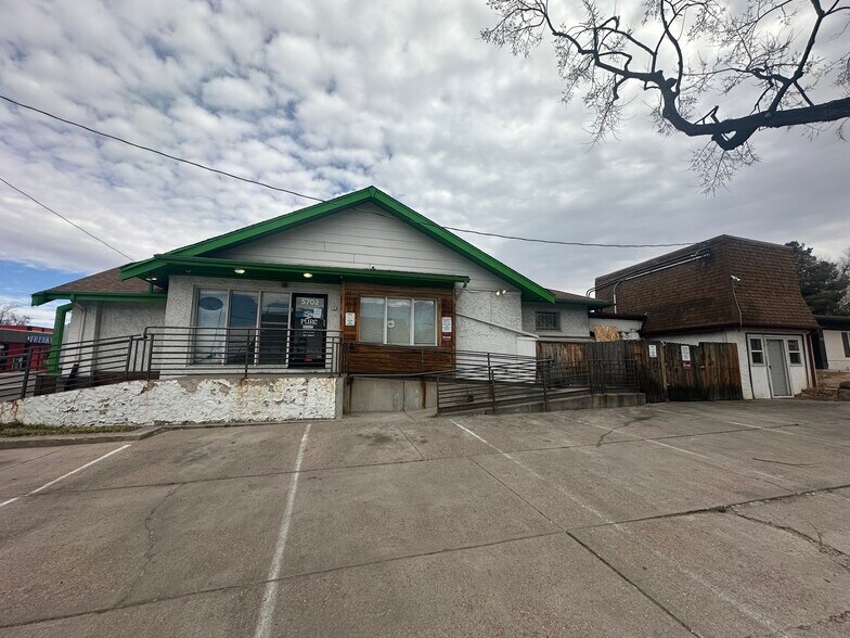 5702-5704 E Colfax Ave, Denver, CO à vendre - Photo du bâtiment - Image 3 de 22