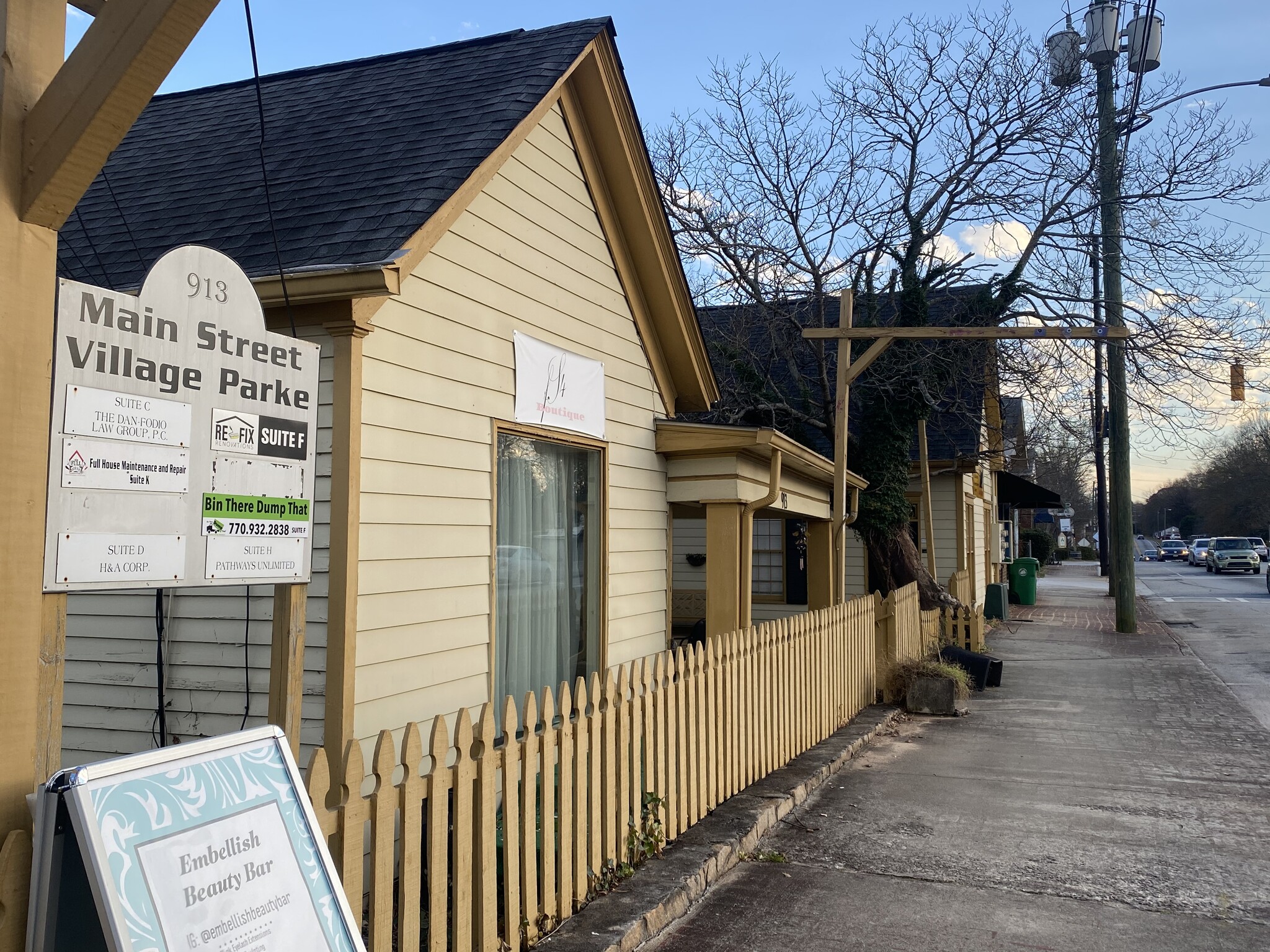 913 Main St, Stone Mountain, GA for lease Building Photo- Image 1 of 6