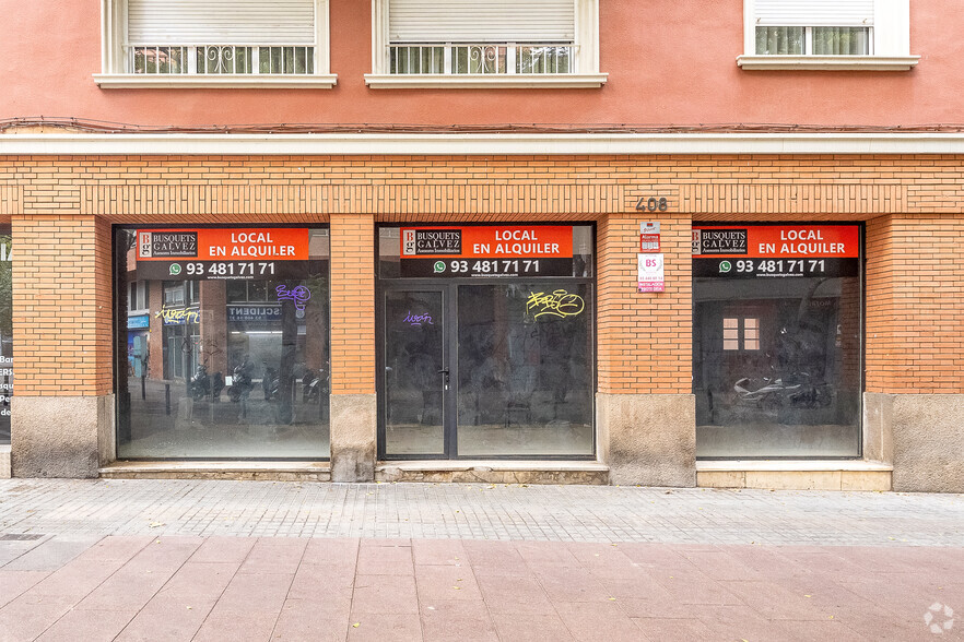 Immeuble residentiel dans Barcelone, Barcelona à vendre - Photo du bâtiment - Image 3 de 4
