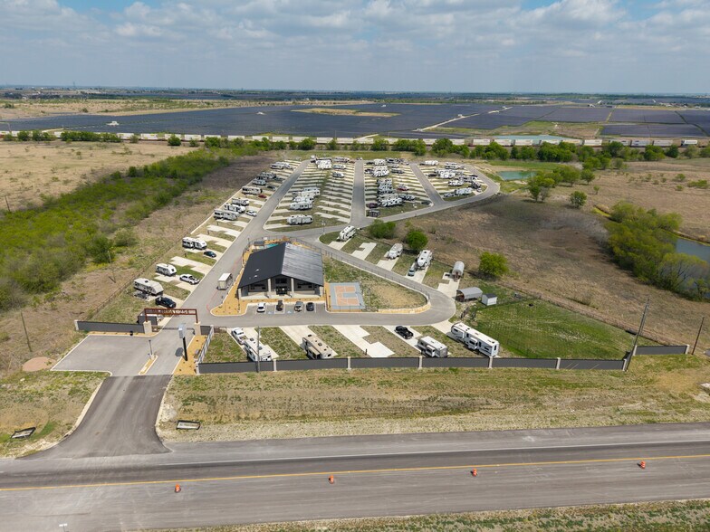 9630 E US Highway 190, Rogers, TX à vendre - Photo du bâtiment - Image 2 de 28
