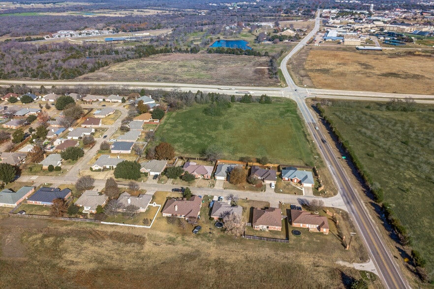 01 S Houston Street, Kaufman, TX for sale - Aerial - Image 2 of 2