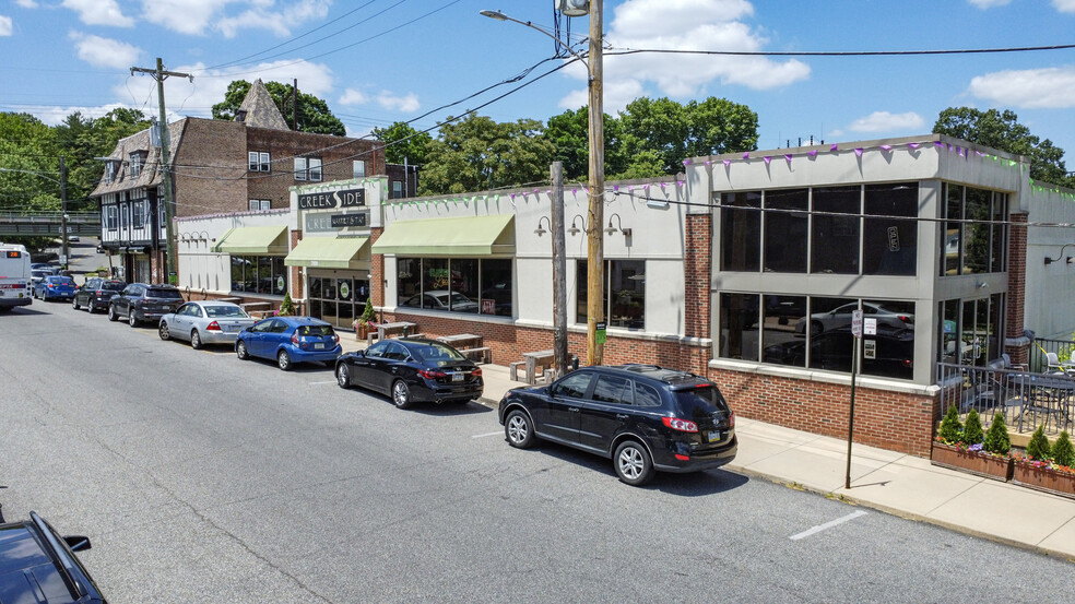 7909 High School Rd, Elkins Park, PA à vendre - Photo du bâtiment - Image 1 de 58